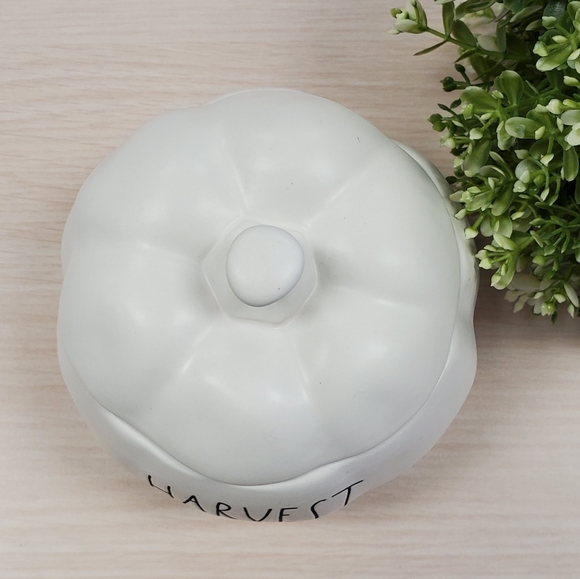 Rae Dunn White Pumpkin Scented Candle - Picture 5 of 9